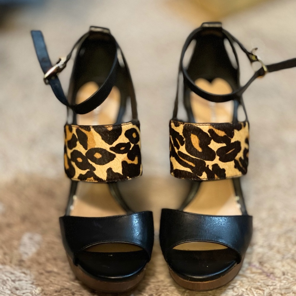 Gianni Bini Leopard Wedges